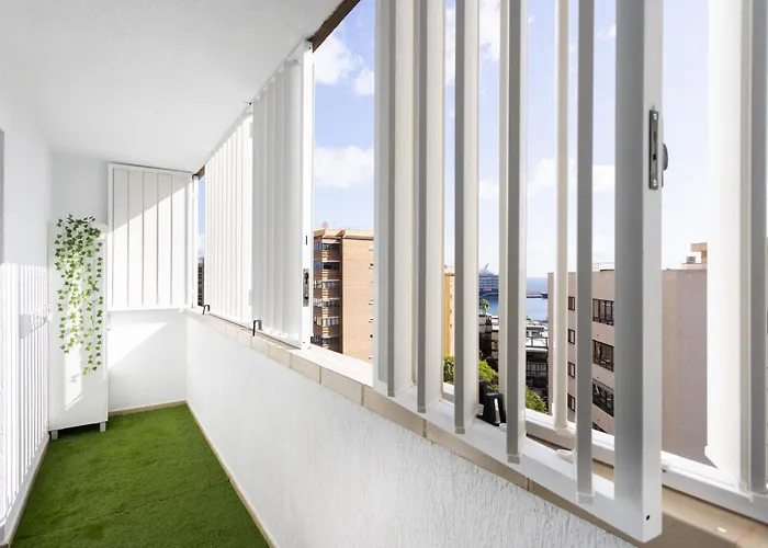 Home2book Cozy Urban Retreat With Balcony * Santa Cruz de Tenerife