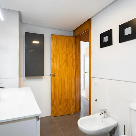 Home2book Cozy Urban Retreat With Balcony *