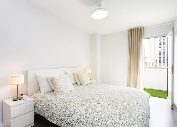 Home2book Cozy Urban Retreat With Balcony *